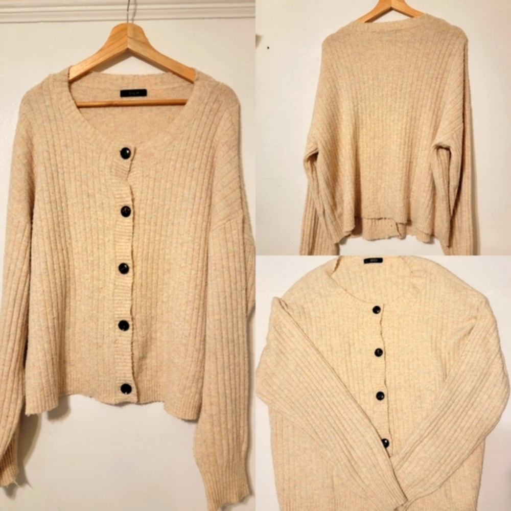 🌹Shein size Large Cream Cardigan